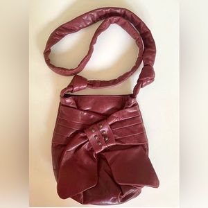 VIVA California wine Red leather handbag - cross shoulder Big Bow
